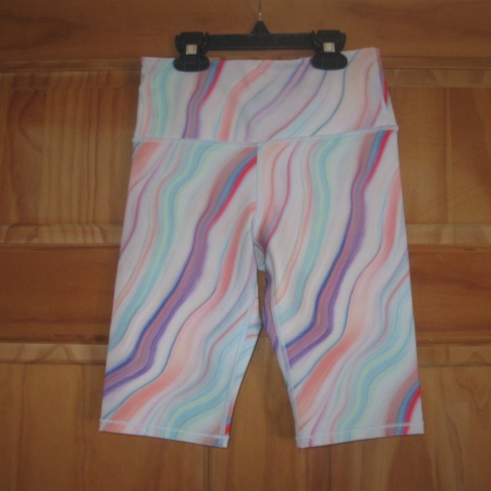 Athleta Love Proudly 7" Biker Shorts